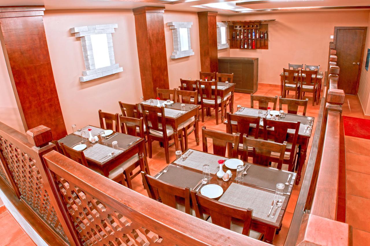 Hotel City Park Pokhara Eksteriør bilde