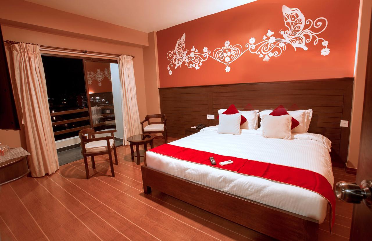 Hotel City Park Pokhara Eksteriør bilde